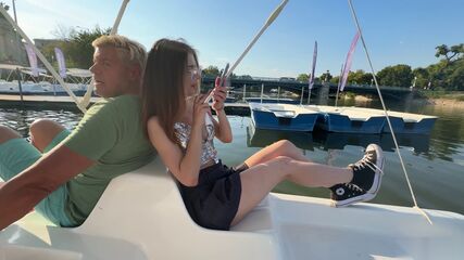 XXX Porno Amateur Teen Foursome